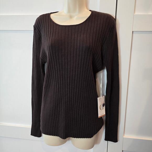 Cyrus Sweaters - NWT Cyrus brown sweater